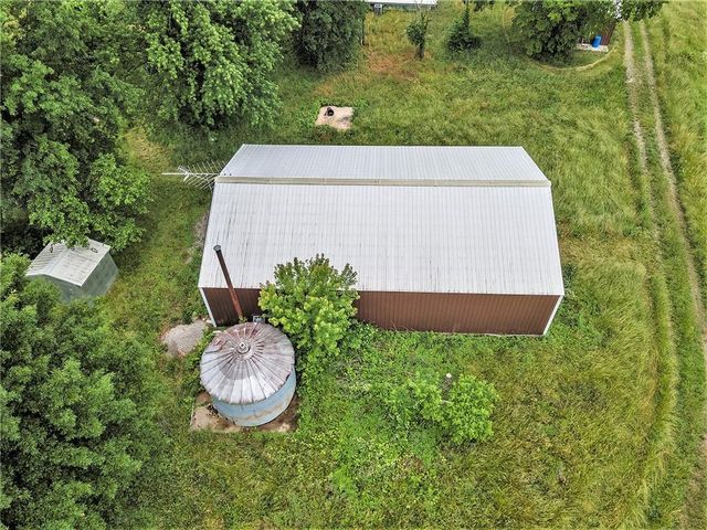 679 NE 400th Road, Knob Noster, MO 65336