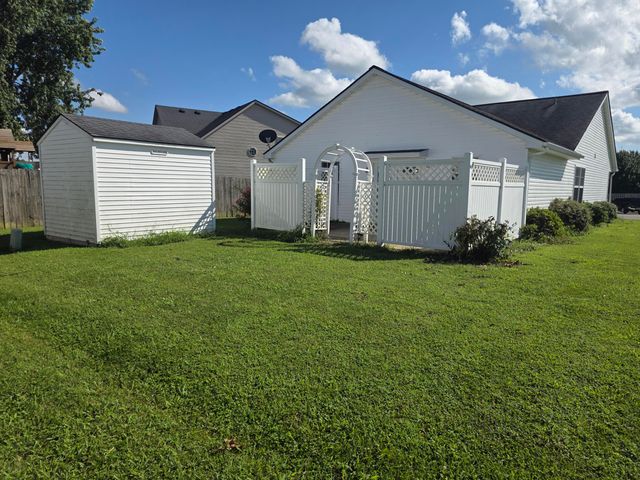 100 Strauss Court, Georgetown, KY 40324