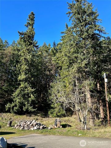 55 Vancouver Place, Port Townsend, WA 98368