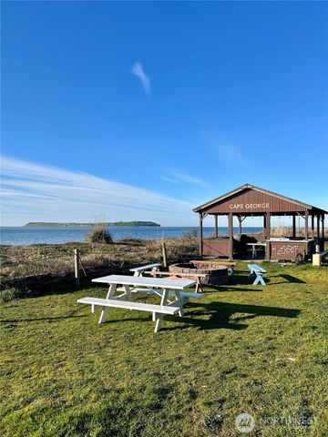 55 Vancouver Place, Port Townsend, WA 98368