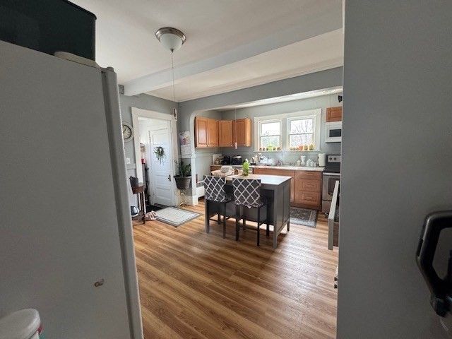 14 Taylor St, Chicopee, MA 01020