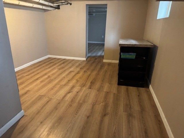 14 Taylor St, Chicopee, MA 01020