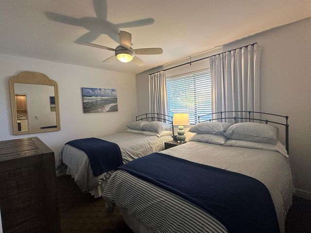 402 Club Drive, Palm Beach Gardens, FL 33418