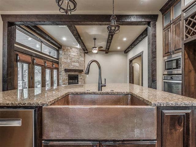 9601 Cara Lane, Yukon, OK 73099