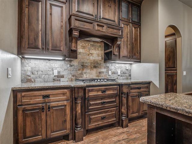 9601 Cara Lane, Yukon, OK 73099