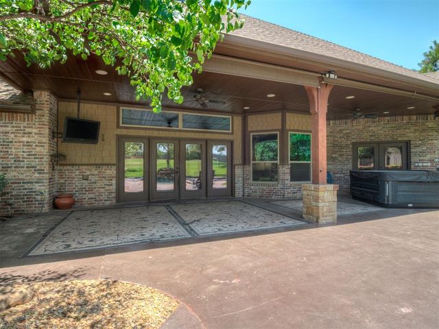 9601 Cara Lane, Yukon, OK 73099