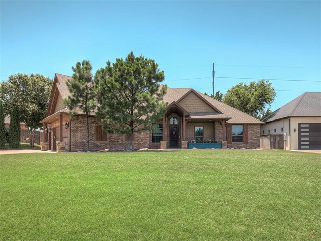 9601 Cara Lane, Yukon, OK 73099