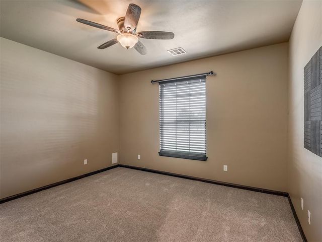9601 Cara Lane, Yukon, OK 73099