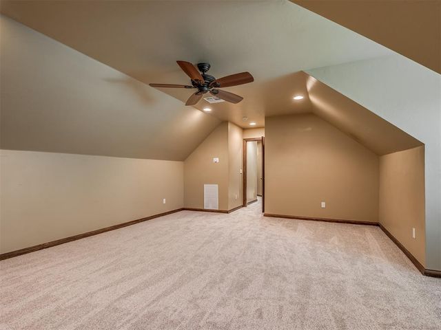 9601 Cara Lane, Yukon, OK 73099