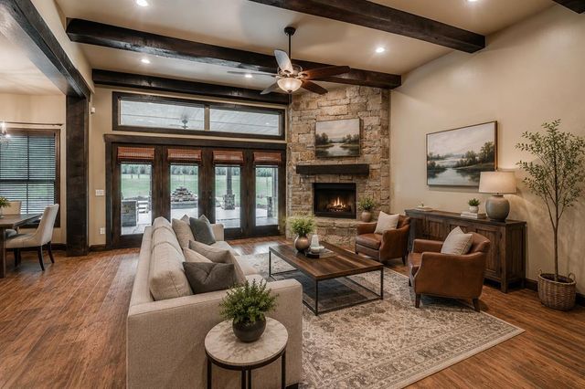 9601 Cara Lane, Yukon, OK 73099