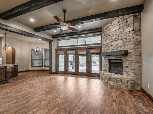 9601 Cara Lane, Yukon, OK 73099