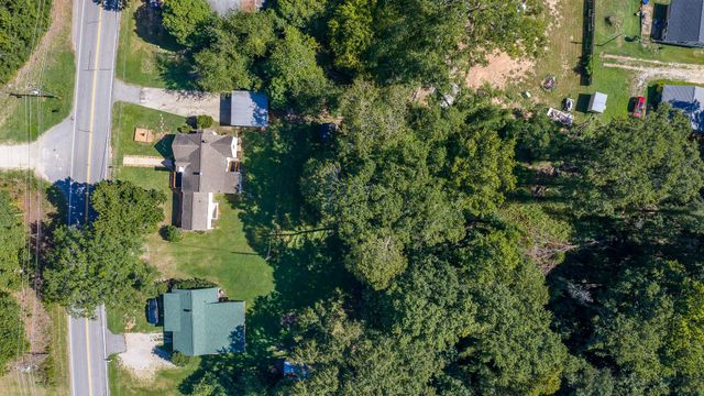 909 W Georgia Road, Woodruff, SC 29388