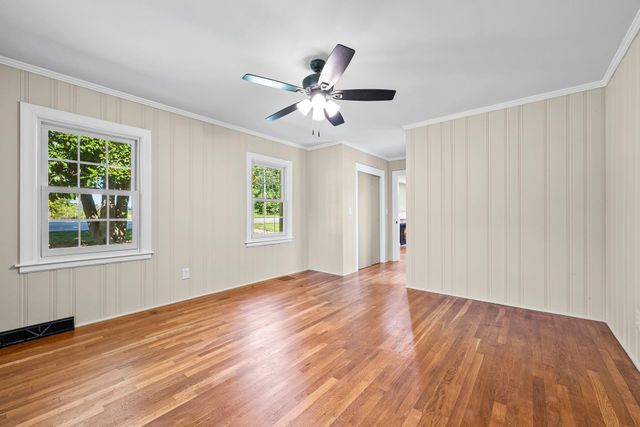 909 W Georgia Road, Woodruff, SC 29388