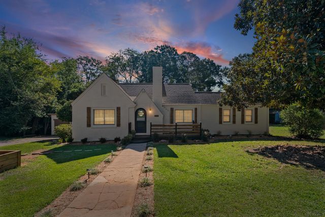 909 W Georgia Road, Woodruff, SC 29388