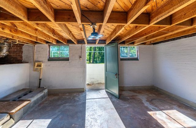 909 W Georgia Road, Woodruff, SC 29388