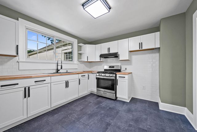 909 W Georgia Road, Woodruff, SC 29388