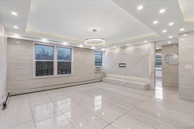 134-05 Dahlia Avenue 5-3A, Flushing, NY 11355