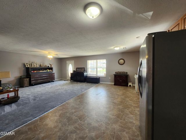 2553 Bay Meadows Way, Sevierville, TN 37876