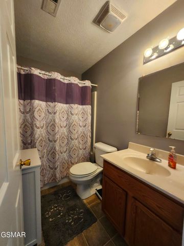 2553 Bay Meadows Way, Sevierville, TN 37876