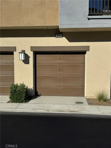 12962 Lassen Drive 303, Eastvale, CA 02880