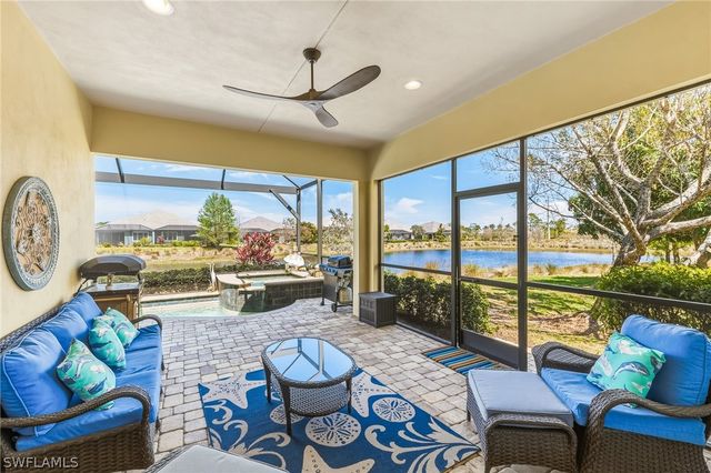 6939 Cay CT, Naples, FL 34113