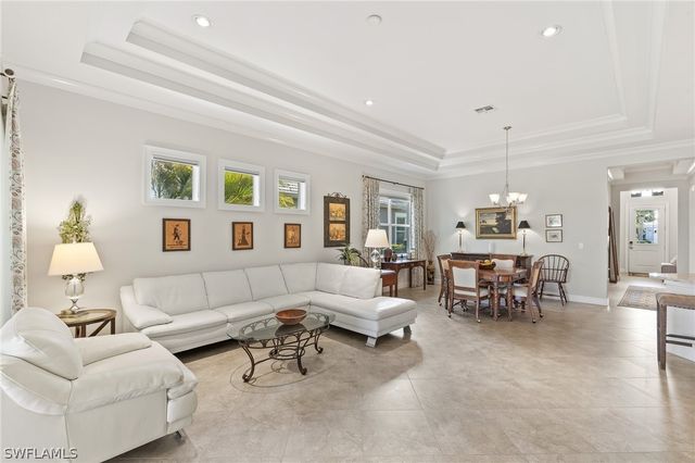 6939 Cay CT, Naples, FL 34113