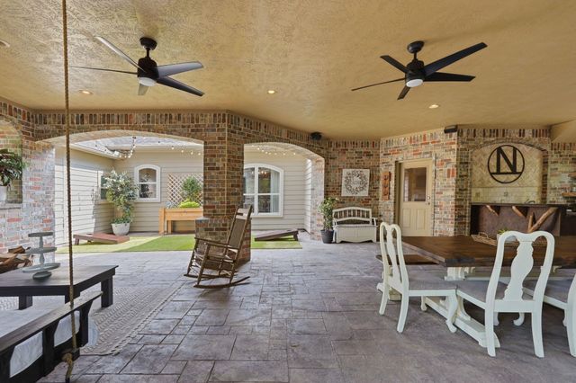 1680 Beech Drive, Conroe, TX 77385