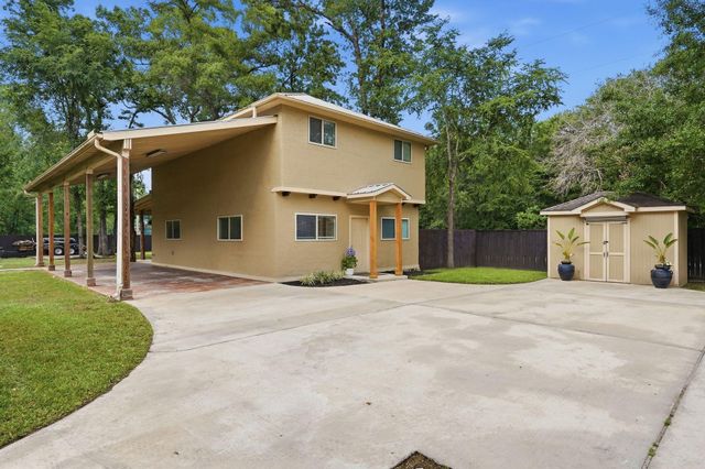 1680 Beech Drive, Conroe, TX 77385