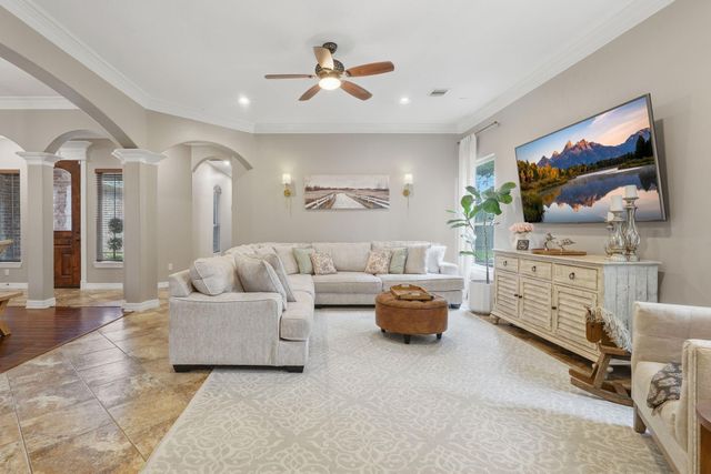 1680 Beech Drive, Conroe, TX 77385