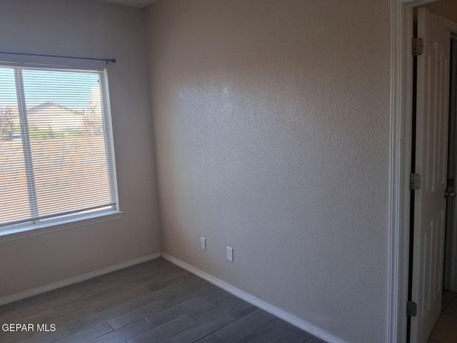 613 VALLEY PLUM Avenue, El Paso, TX 79932