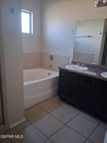613 VALLEY PLUM Avenue, El Paso, TX 79932