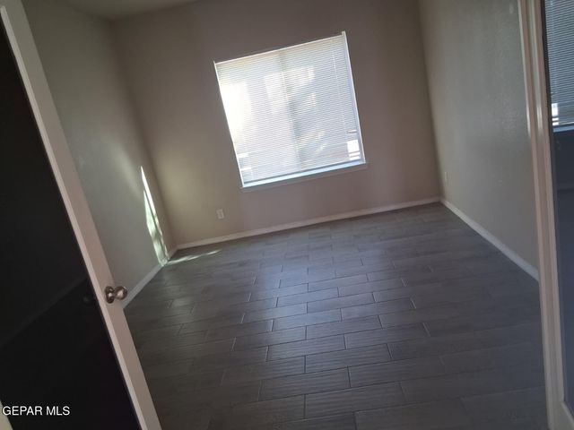 613 VALLEY PLUM Avenue, El Paso, TX 79932