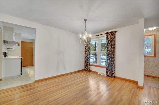 219 Forest Hill Drive, Amherst, NY 14221