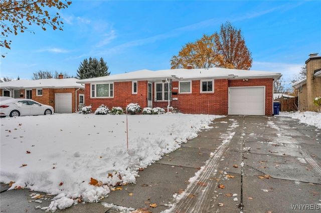 219 Forest Hill Drive, Amherst, NY 14221