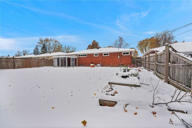 219 Forest Hill Drive, Amherst, NY 14221