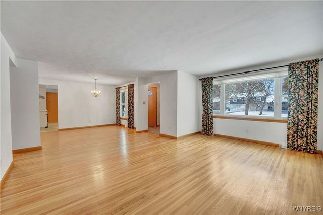 219 Forest Hill Drive, Amherst, NY 14221