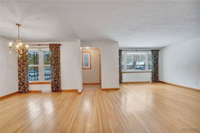 219 Forest Hill Drive, Amherst, NY 14221