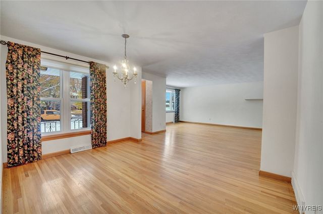 219 Forest Hill Drive, Amherst, NY 14221