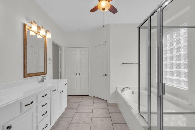 26 Paddington Way, Conroe, TX 77384