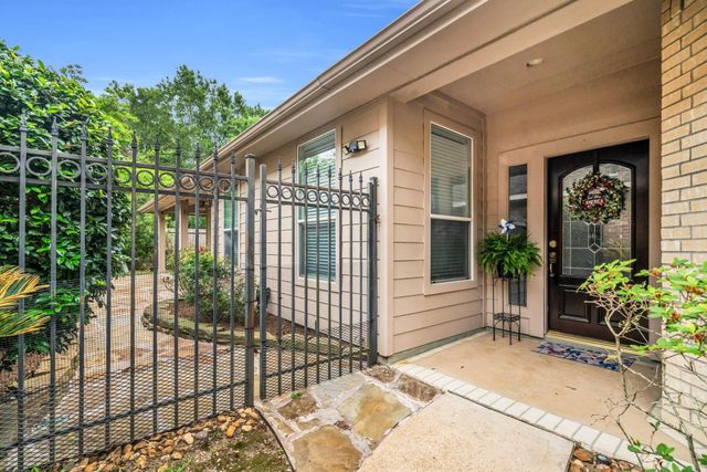 26 Paddington Way, Conroe, TX 77384