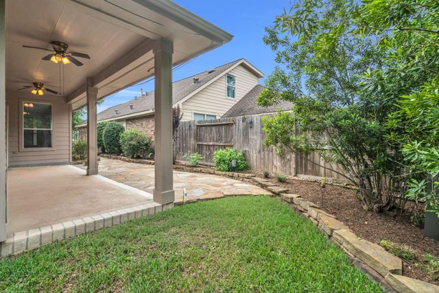 26 Paddington Way, Conroe, TX 77384
