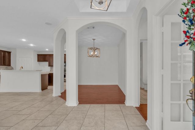26 Paddington Way, Conroe, TX 77384