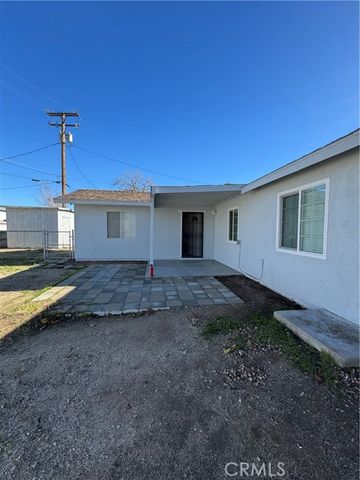 435 S 1st, Barstow, CA 92311