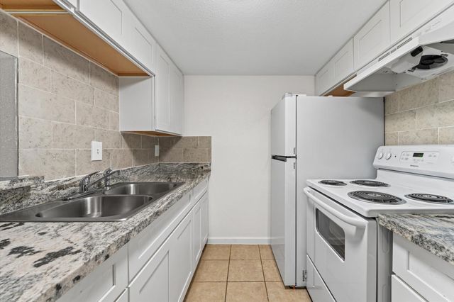 6161 Reims Road 802, Houston, TX 77036