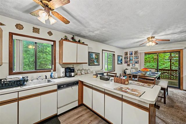 35 Teddyuscung Trail, Penn Forest Twp, PA 18210
