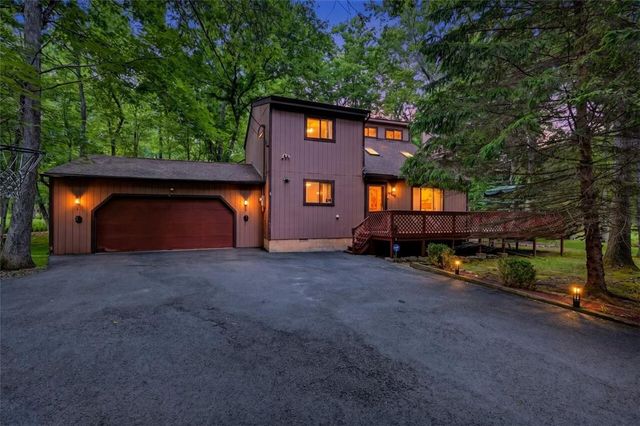 35 Teddyuscung Trail, Penn Forest Twp, PA 18210