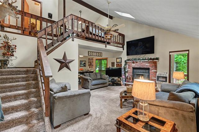 35 Teddyuscung Trail, Penn Forest Twp, PA 18210