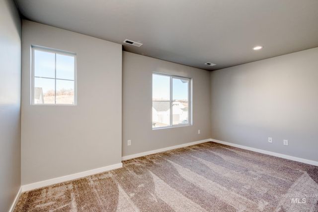 6652 S Warm Lake Ave, Meridian, ID 83642