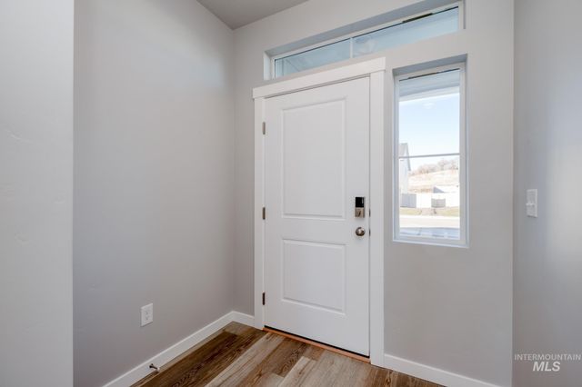 6652 S Warm Lake Ave, Meridian, ID 83642