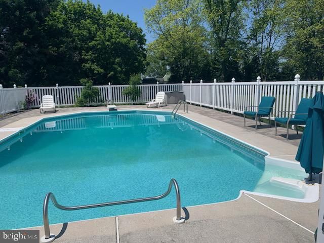 1150 HUMBERT SCHOOLHOUSE RD, Westminster, MD 21158